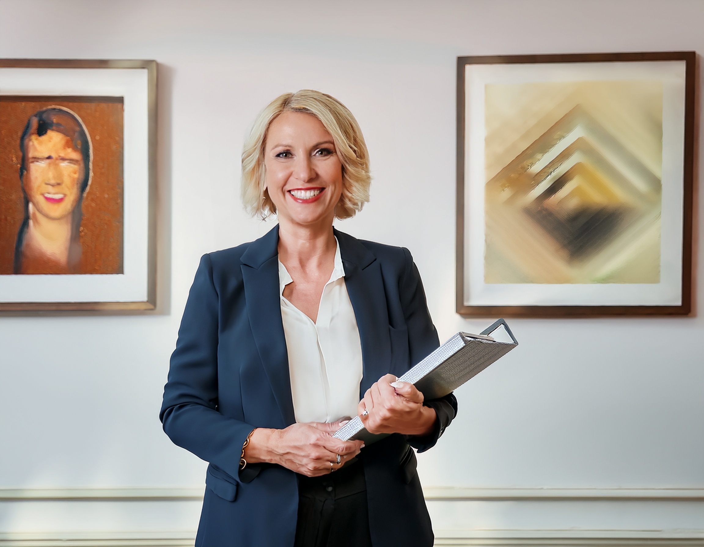 Portrait einer Frau im professionellen Umfeld